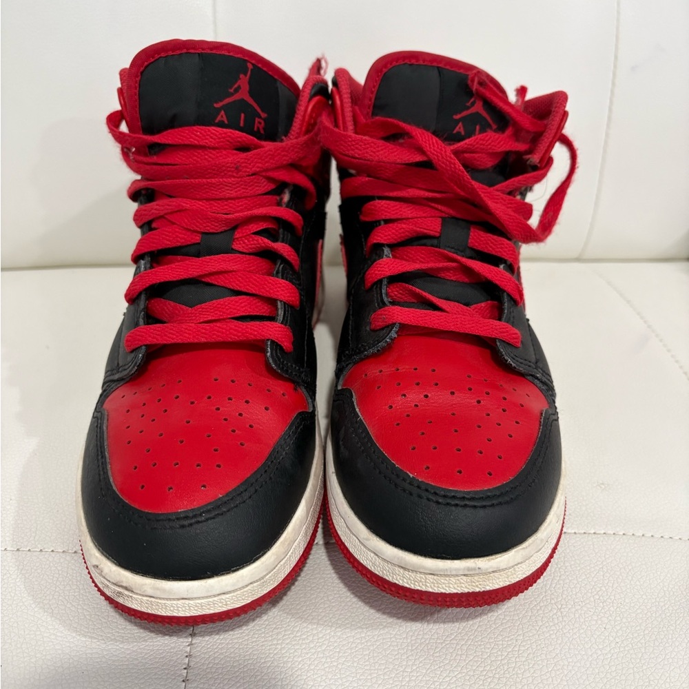 Jordan Kids' Black and Red Sneakers
